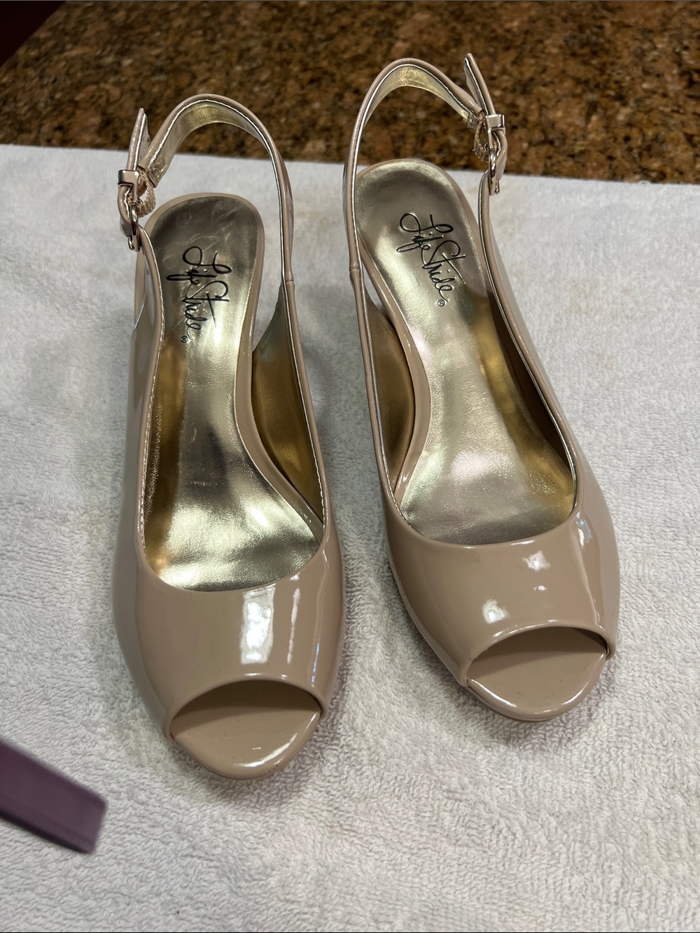 Life Stride Beige Patent Peep-Toe Slingback Heels